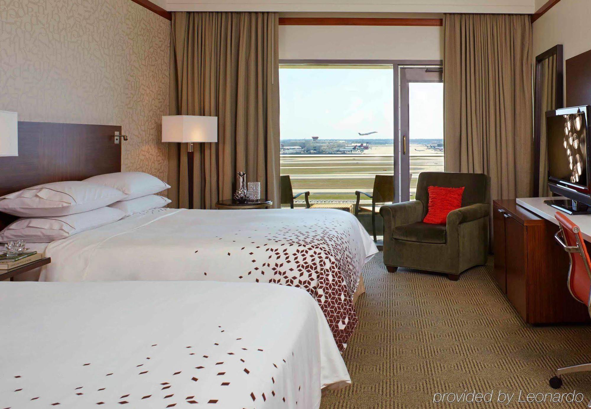 Hotel Renaissance Concourse Airport Atlanta