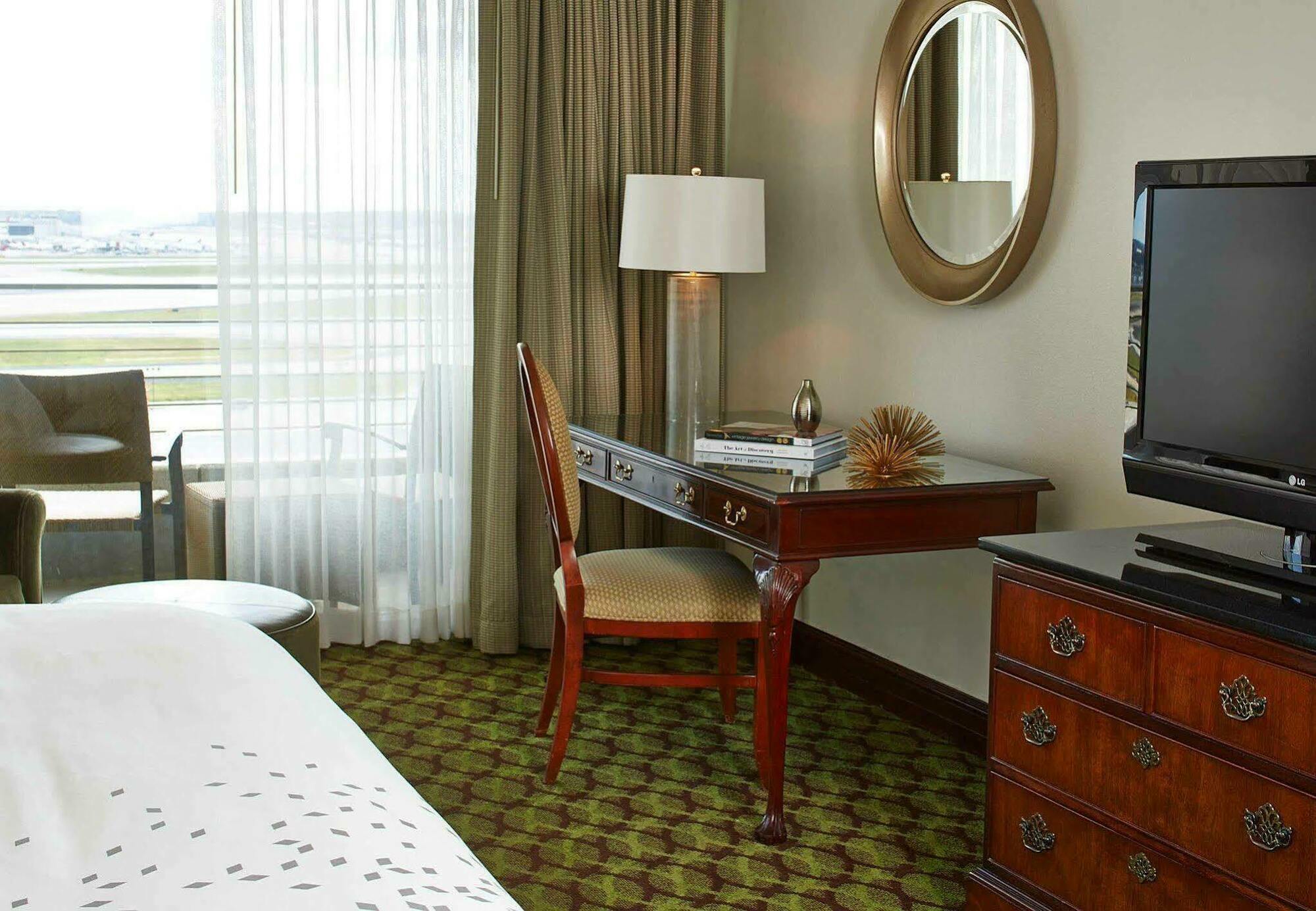 Renaissance Concourse Airport Hotel Atlanta